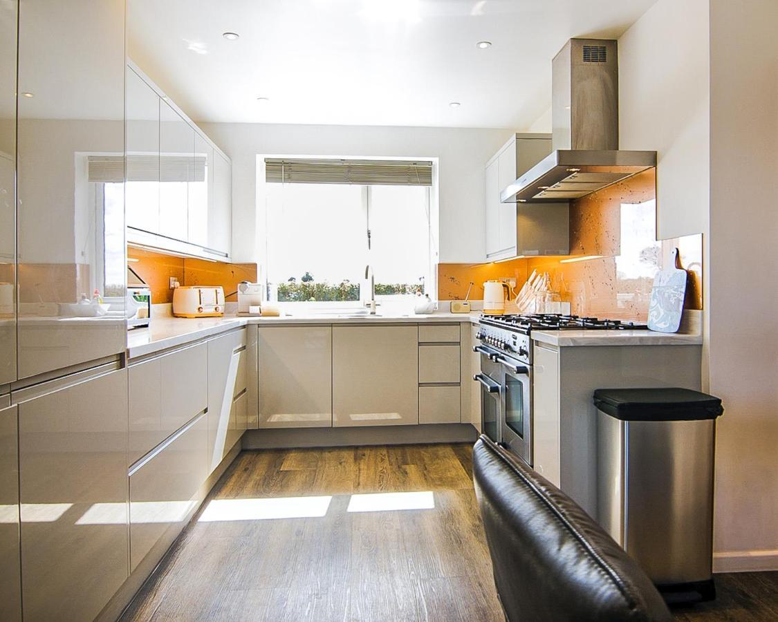 Covehithe House-coastal Luxury- Sleeps 12-with Huge Swimspa! Holiday home Wrentham